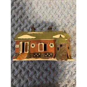 Department 56 New England Village Series Pennsylvania Dutch Barn